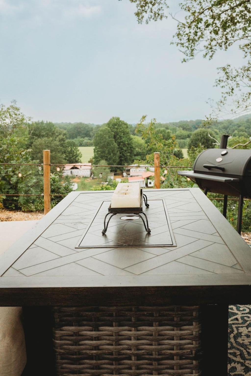 The Gemini-A Dreamy, Waterfront Tiny Cabin Rogersville Exterior foto